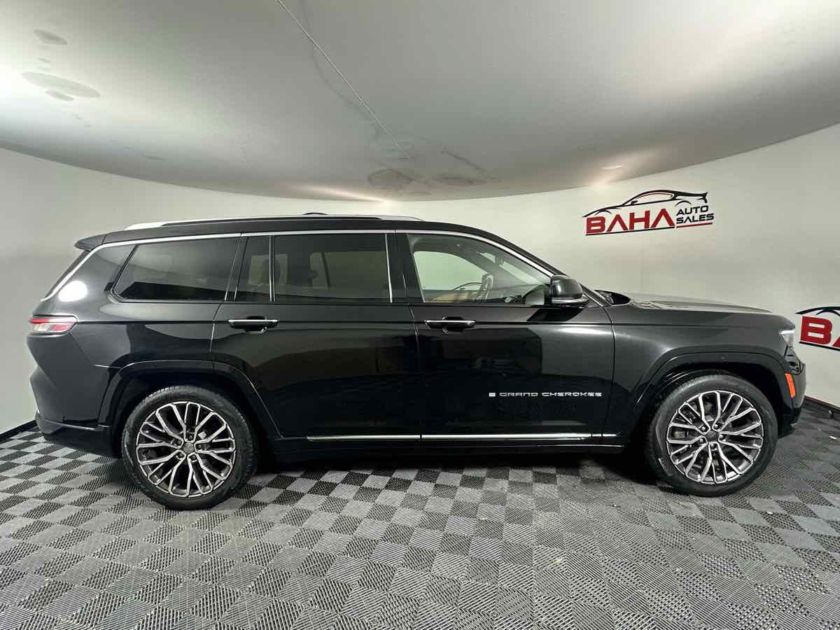 Used 2021 Jeep Grand Cherokee L Summit AWD/4WD image 10