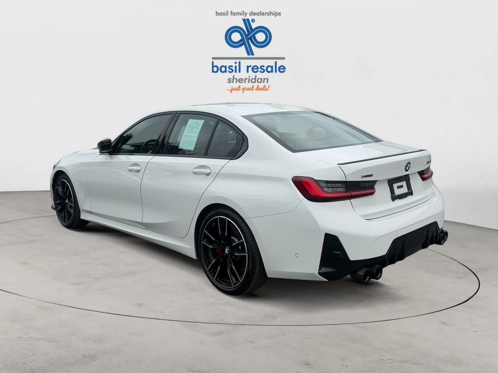 Used 2024 BMW M340i xDrive w/ Premium Package AWD/4WD image 5