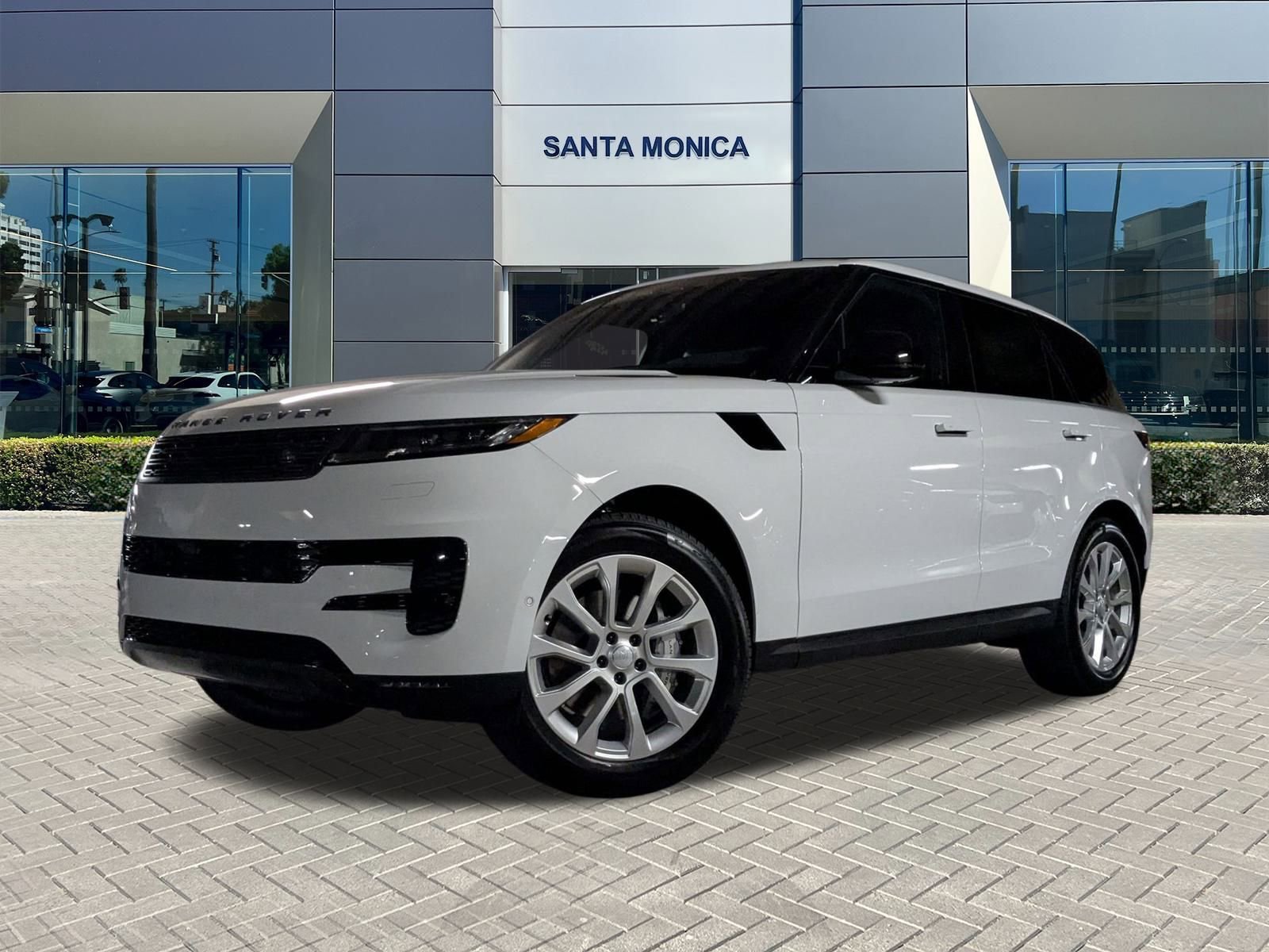 New 2025 Land Rover Range Rover Sport SE