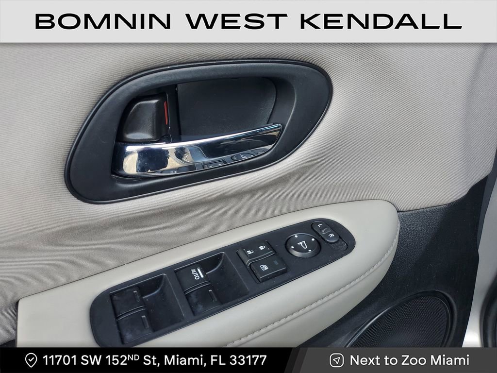Used 2017 Honda HR-V LX image 22