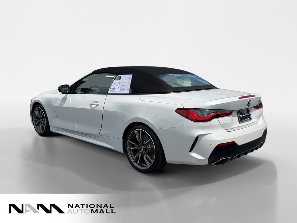 Used 2024 BMW M440i Convertible RWD image 3