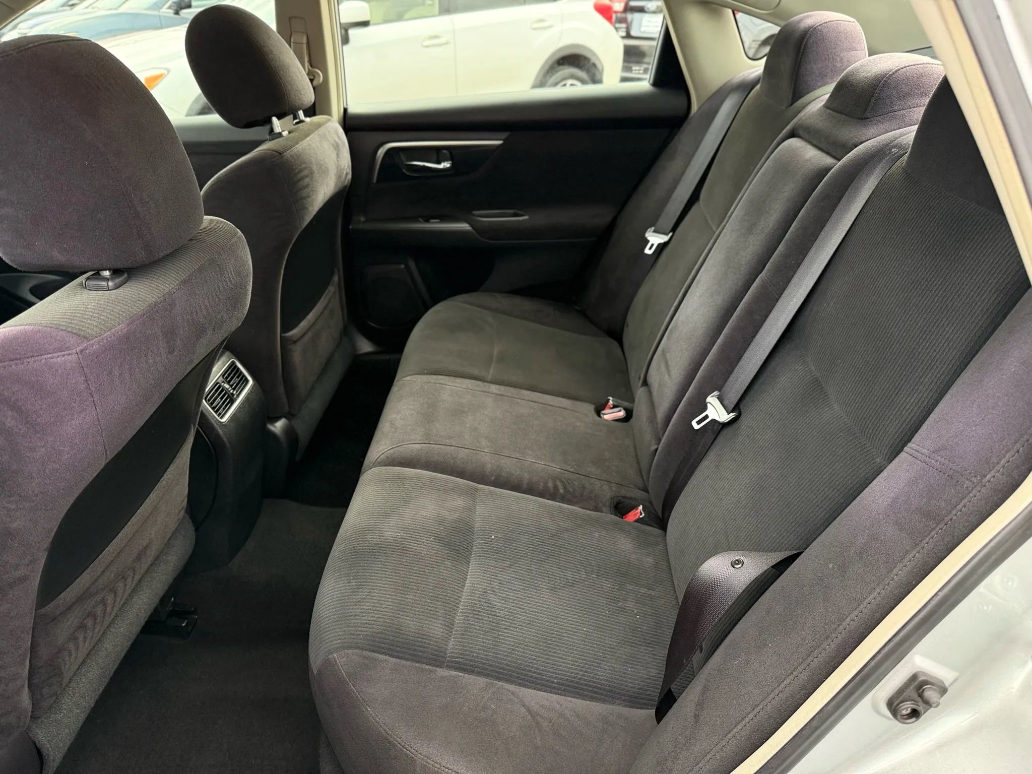 Used 2013 Nissan Altima 3.5 SV w/ Navigation Pkg image 15