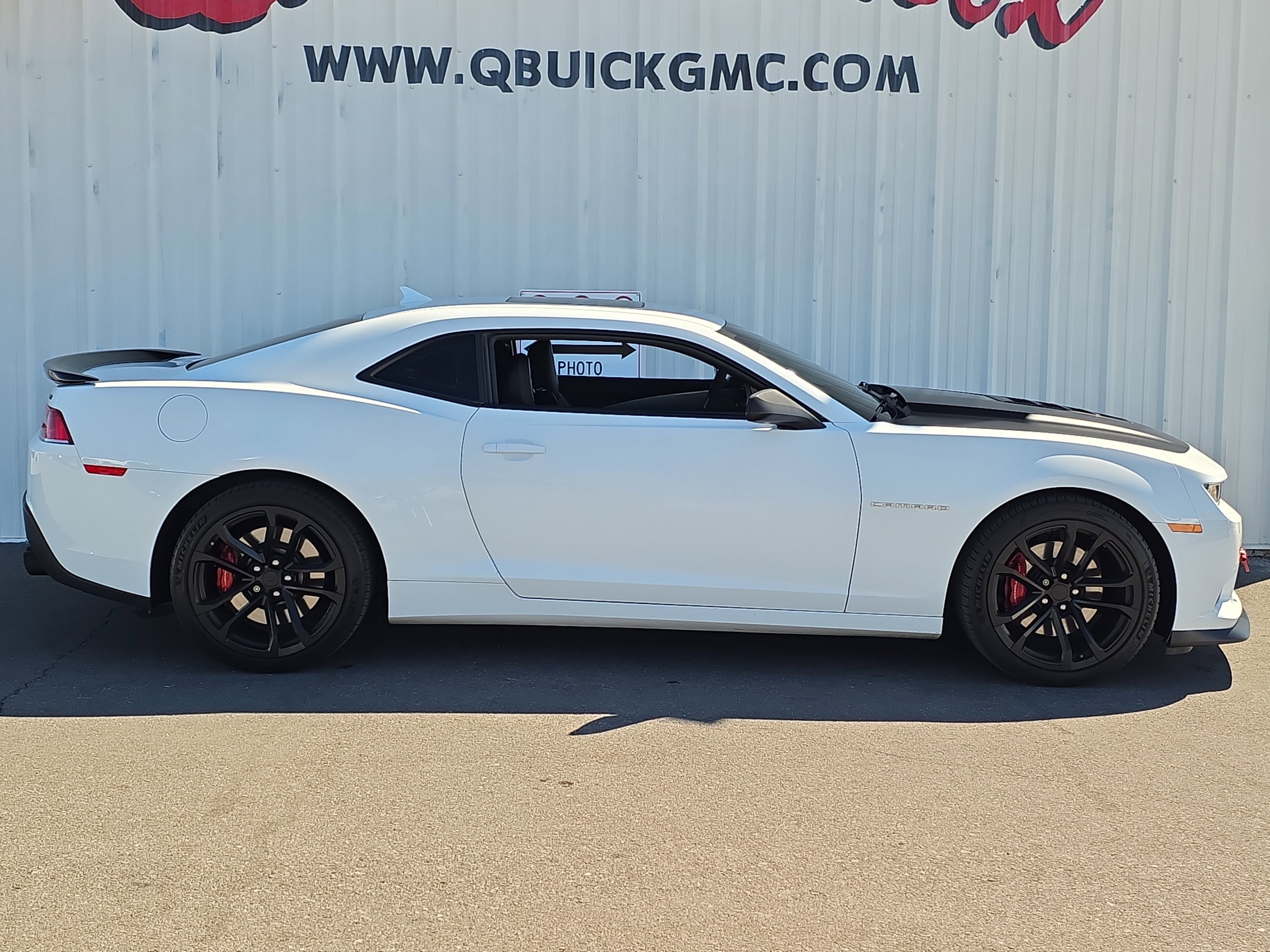 Used 2015 Chevrolet Camaro SS w/ SS Performance Package image 9
