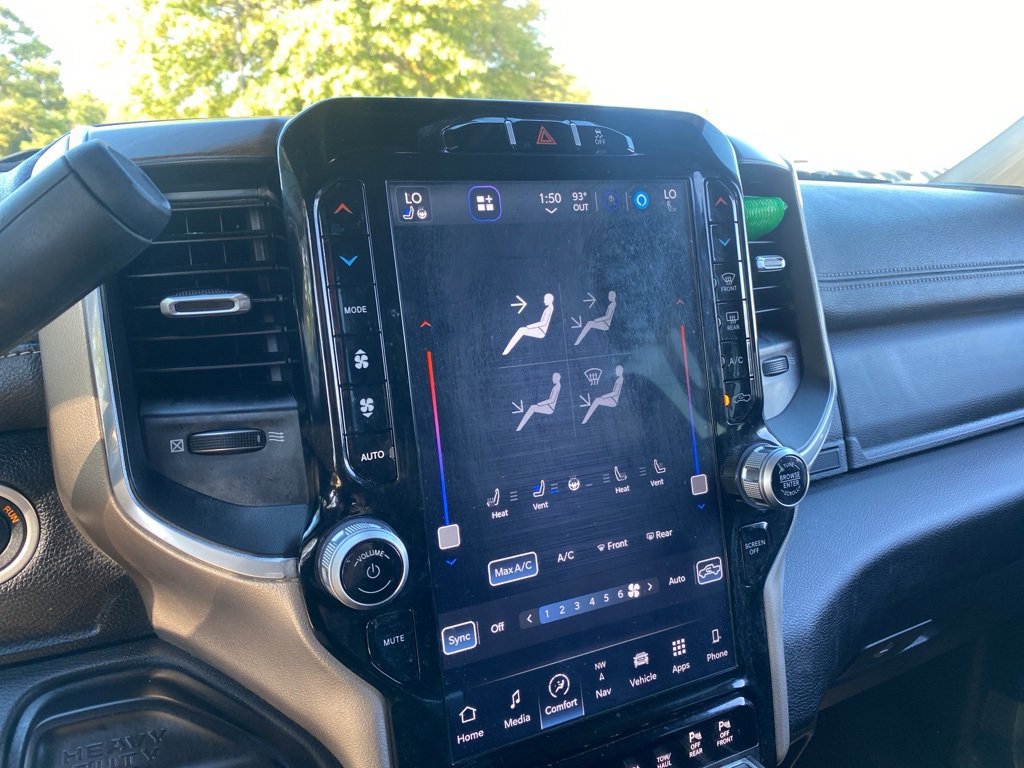 Used 2024 RAM 2500 Laramie image 15