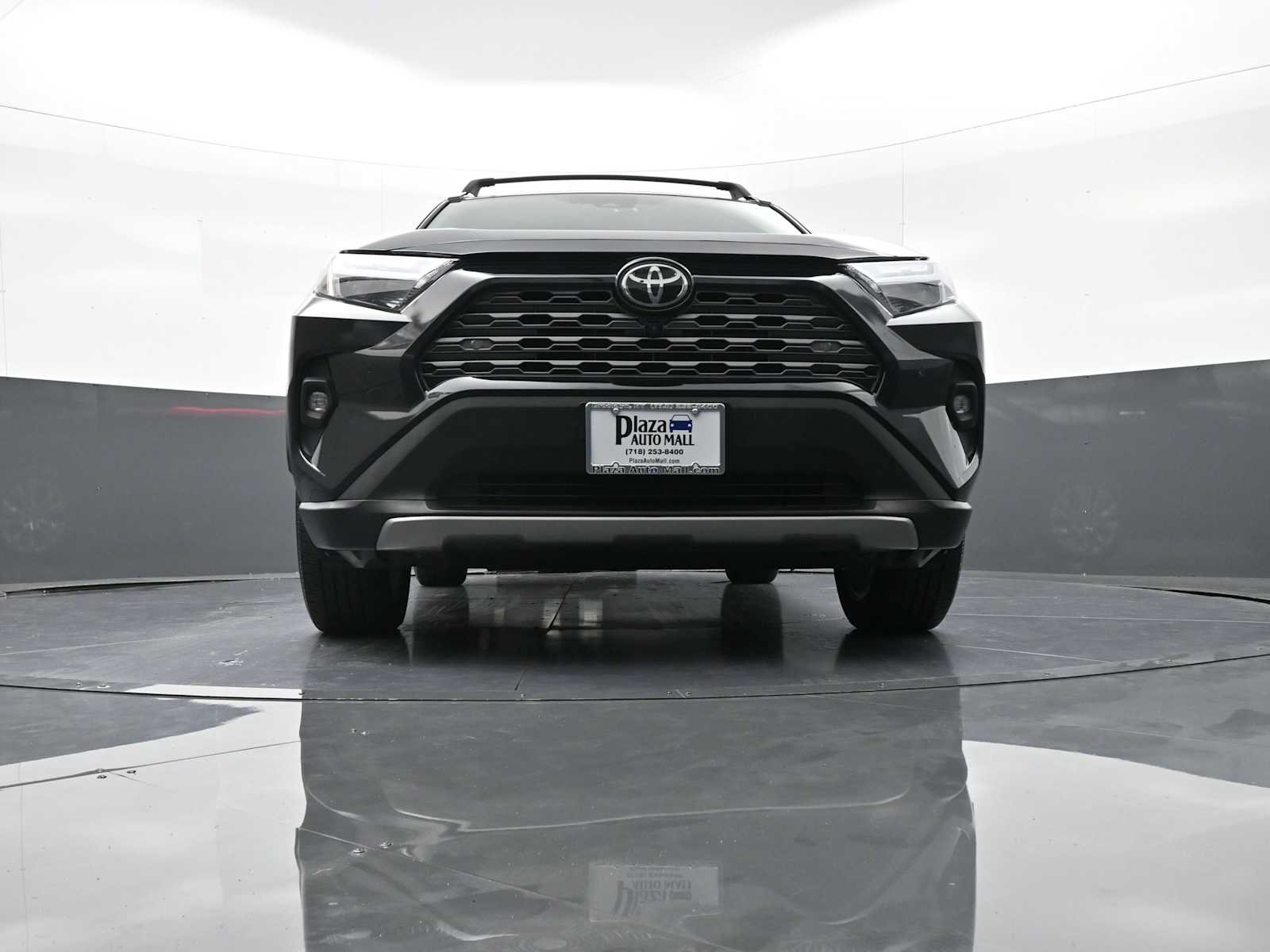 Used 2022 Toyota RAV4 Limited AWD/4WD image 26