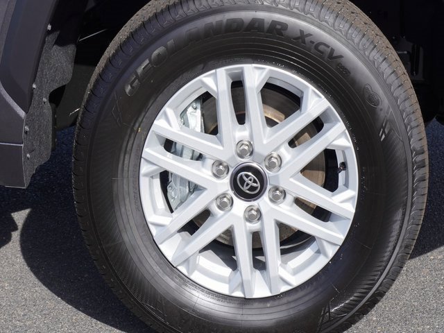 New 2025 Toyota Tundra SR5 image 5