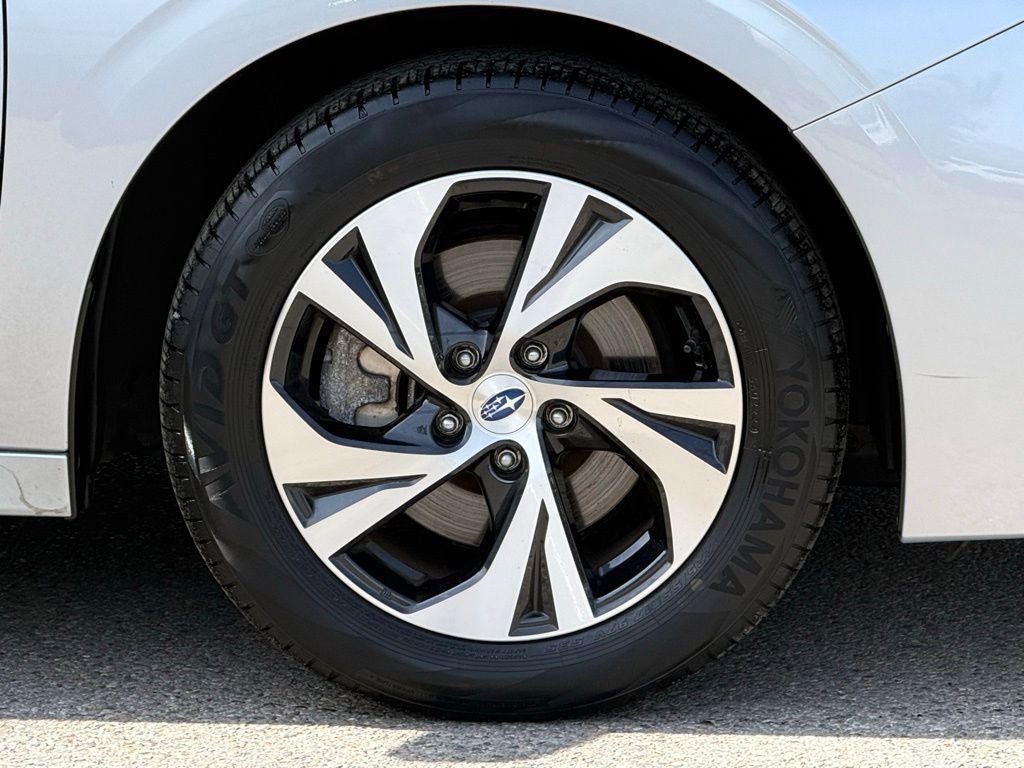 Used 2024 Subaru Legacy AWD/4WD image 6