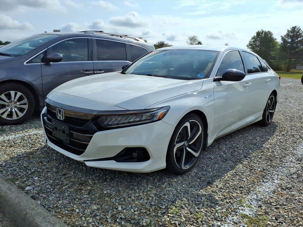 Used 2022 Honda Accord Sport image 2