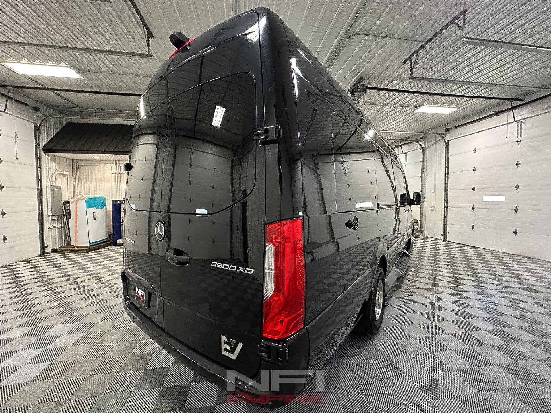 Used 2020 Mercedes-Benz Sprinter 3500 image 12