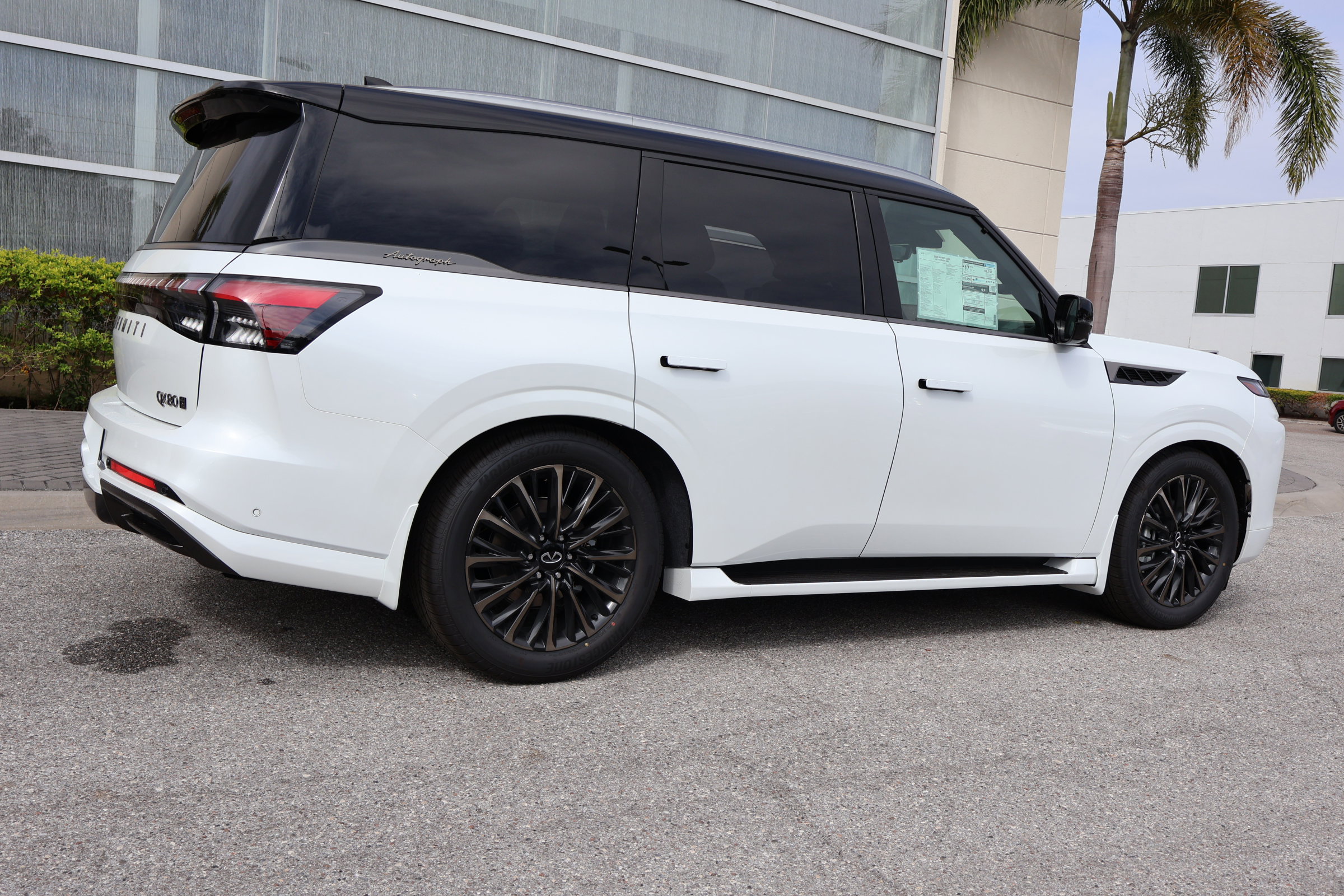 New 2026 INFINITI QX80 Autograph image 6
