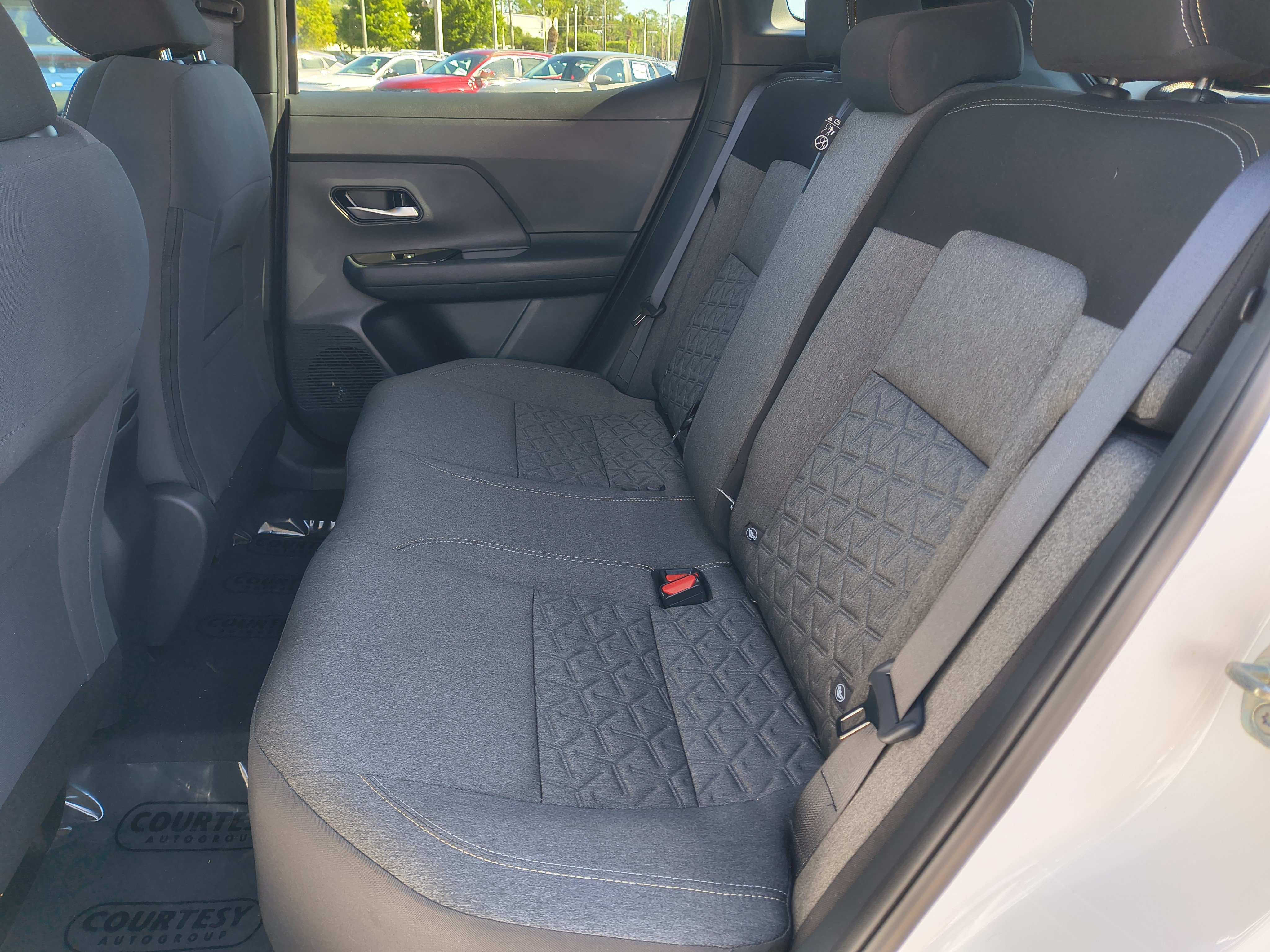 Used 2026 Nissan Kicks SV FWD image 19