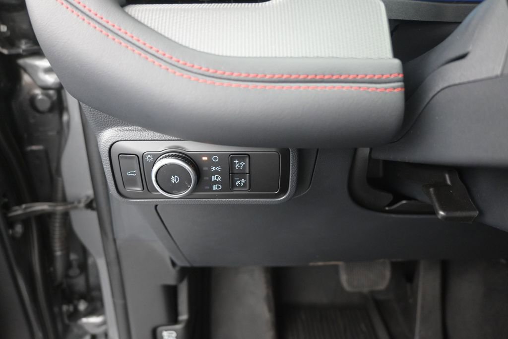 Used 2025 Ford Explorer ST-Line RWD image 22