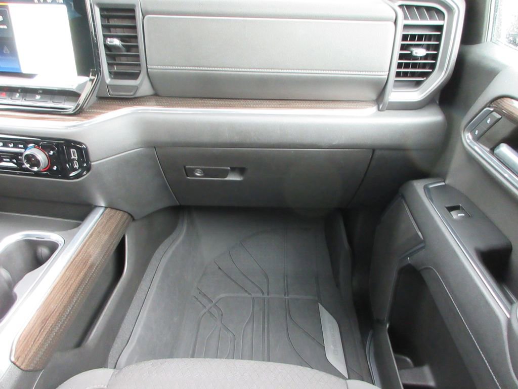 Certified 2023 Chevrolet Silverado 1500 RST w/ LPO, Dark Essentials Package AWD/4WD image 18
