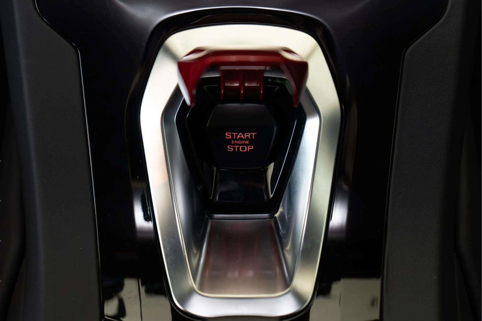 Used 2023 Lamborghini Huracan EVO RWD image 38
