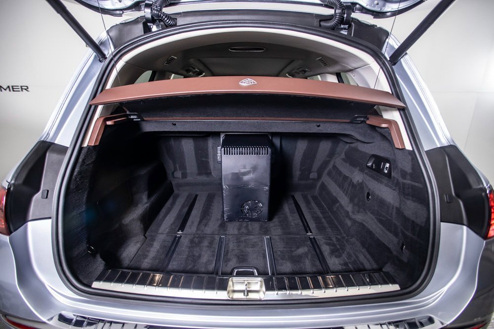 Used 2025 Mercedes-Benz Maybach GLS 600 4MATIC image 9