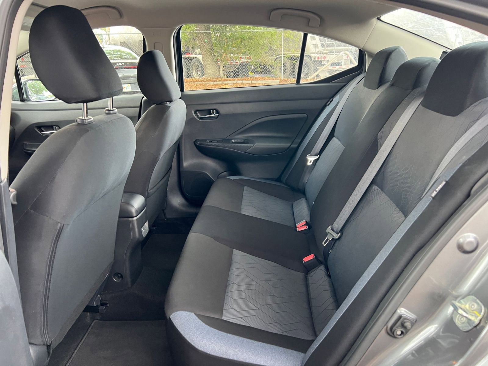 Used 2025 Nissan Versa SV FWD image 35