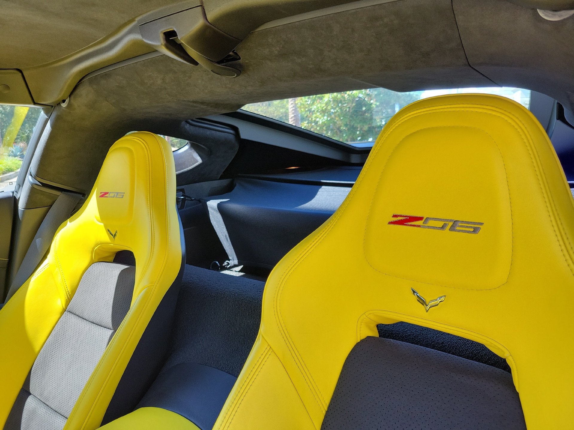 Used 2019 Chevrolet Corvette Z06 RWD image 25