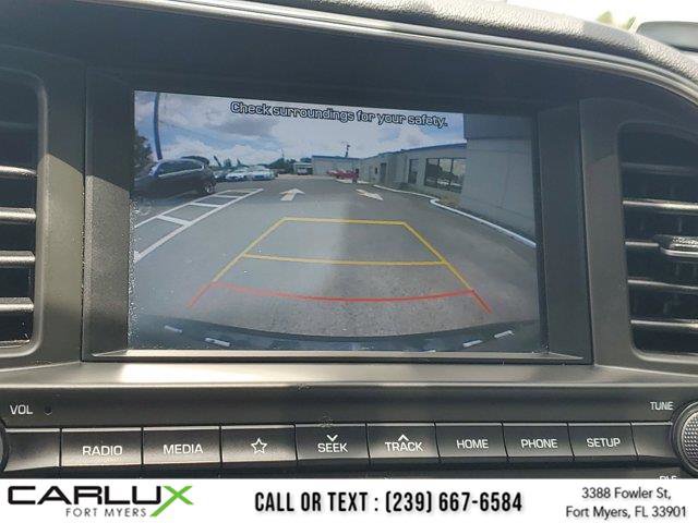 Used 2020 Hyundai Elantra SEL image 25