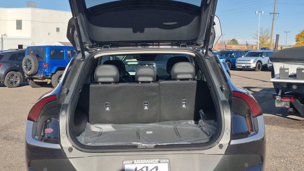 New 2025 Kia EV6 Light w/ Light LR Technology Package image 14