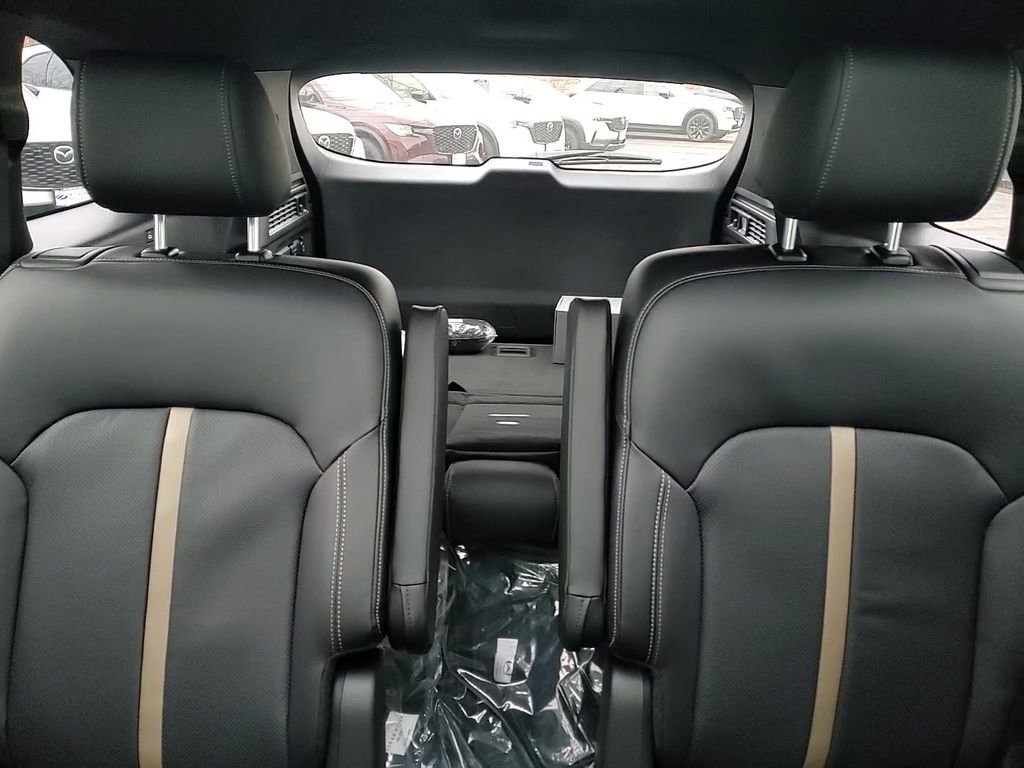 New 2026 MAZDA CX-90 Plug-In Hybrid w/ Premium Plus image 23