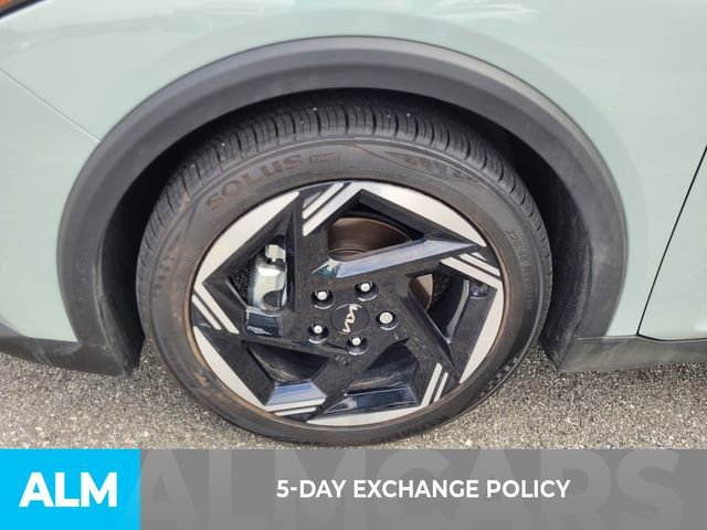 Used 2025 Kia K4 EX image 3
