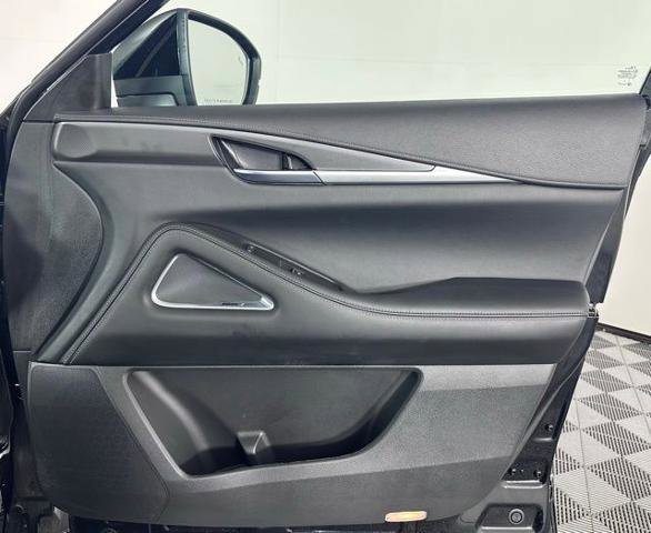 Certified 2025 INFINITI QX60 Luxe image 29