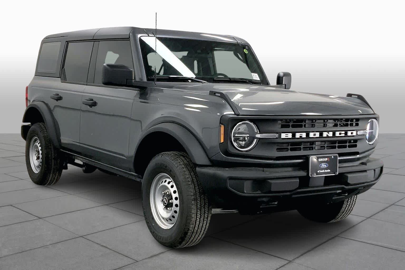 New 2026 Ford Bronco 4-Door AWD/4WD image 2