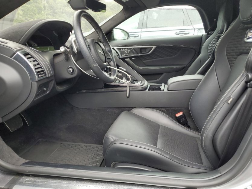 Used 2021 Jaguar F-TYPE First Edition image 5