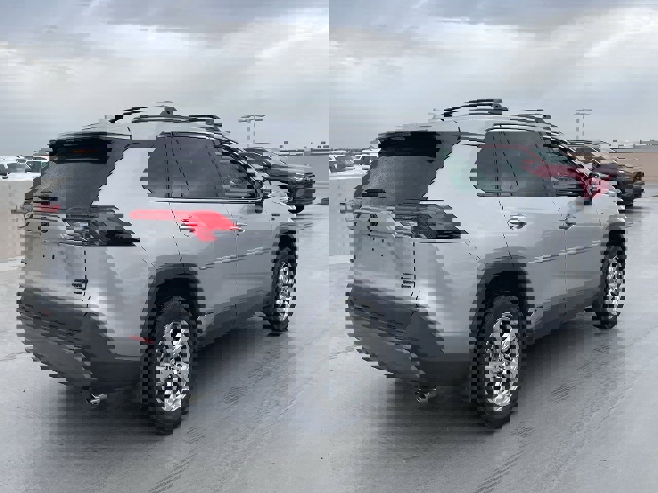 Used 2021 Toyota RAV4 Limited image 2