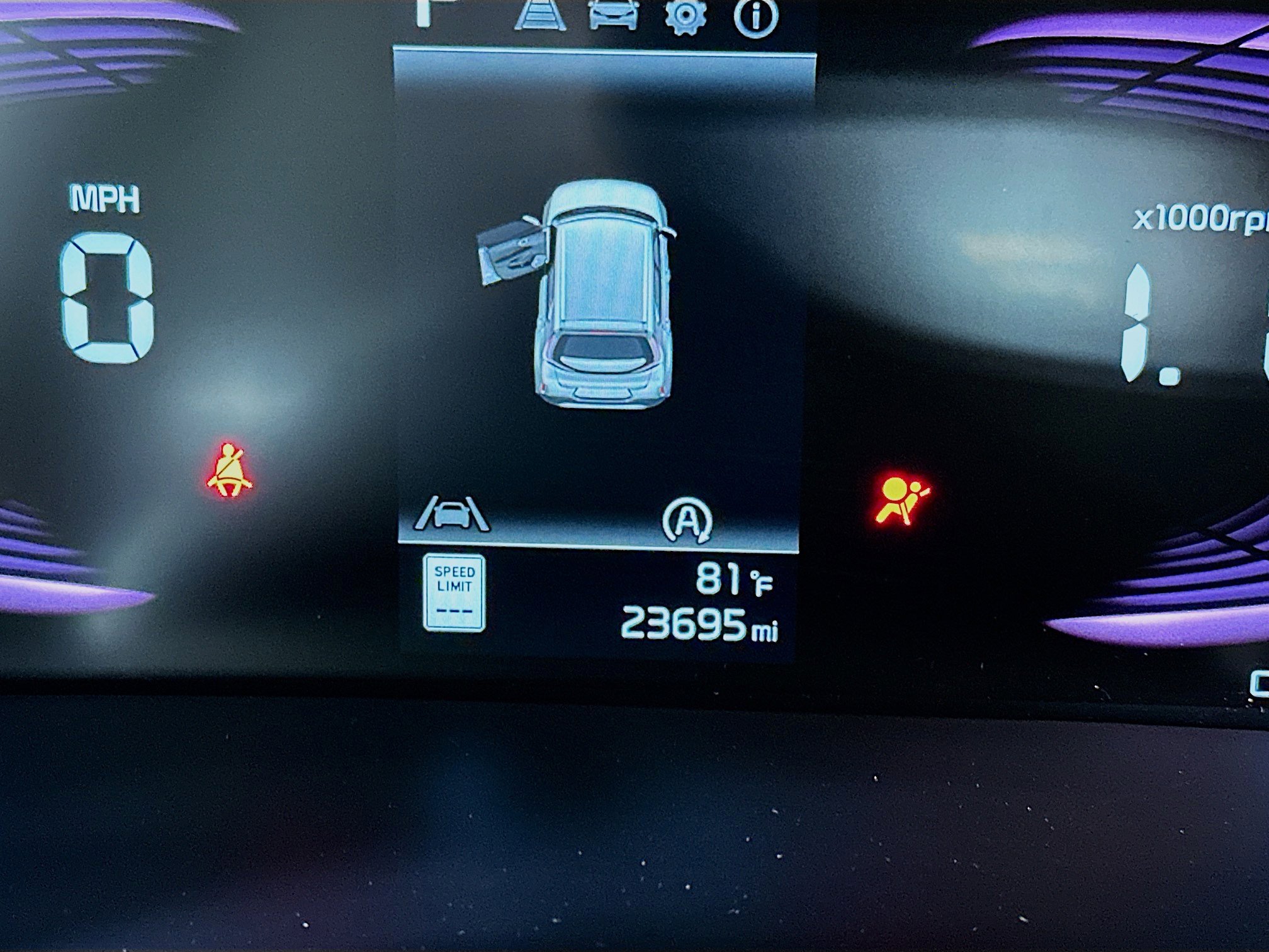 Used 2025 Kia Soul LX w/ LX Technology Package image 19