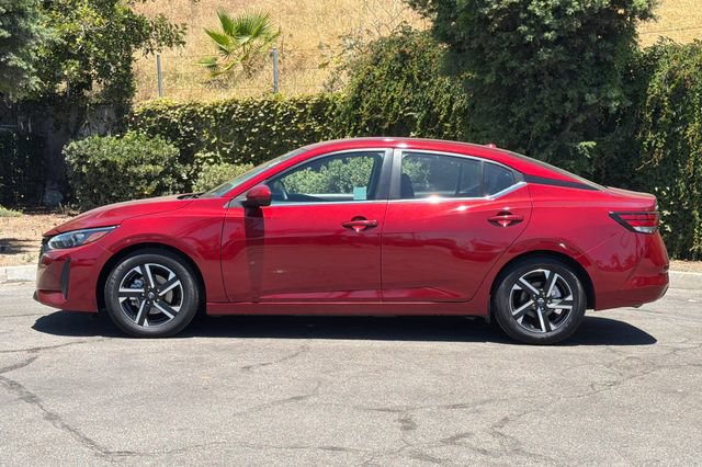 Used 2024 Nissan Sentra SV FWD image 7