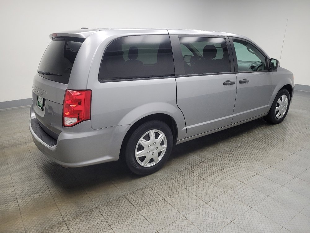 Used 2020 Dodge Grand Caravan SE w/ UConnect Hands-Free Group image 10