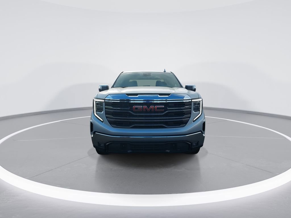 Used 2022 GMC Sierra 1500 SLT AWD/4WD image 3