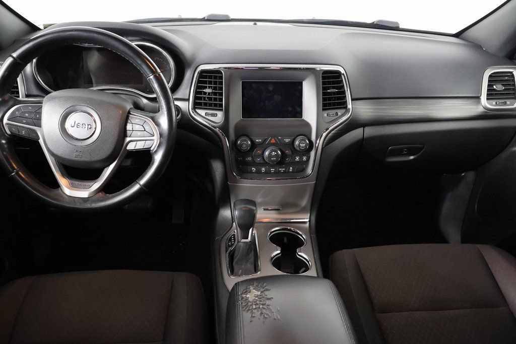Used 2021 Jeep Grand Cherokee Laredo RWD image 7