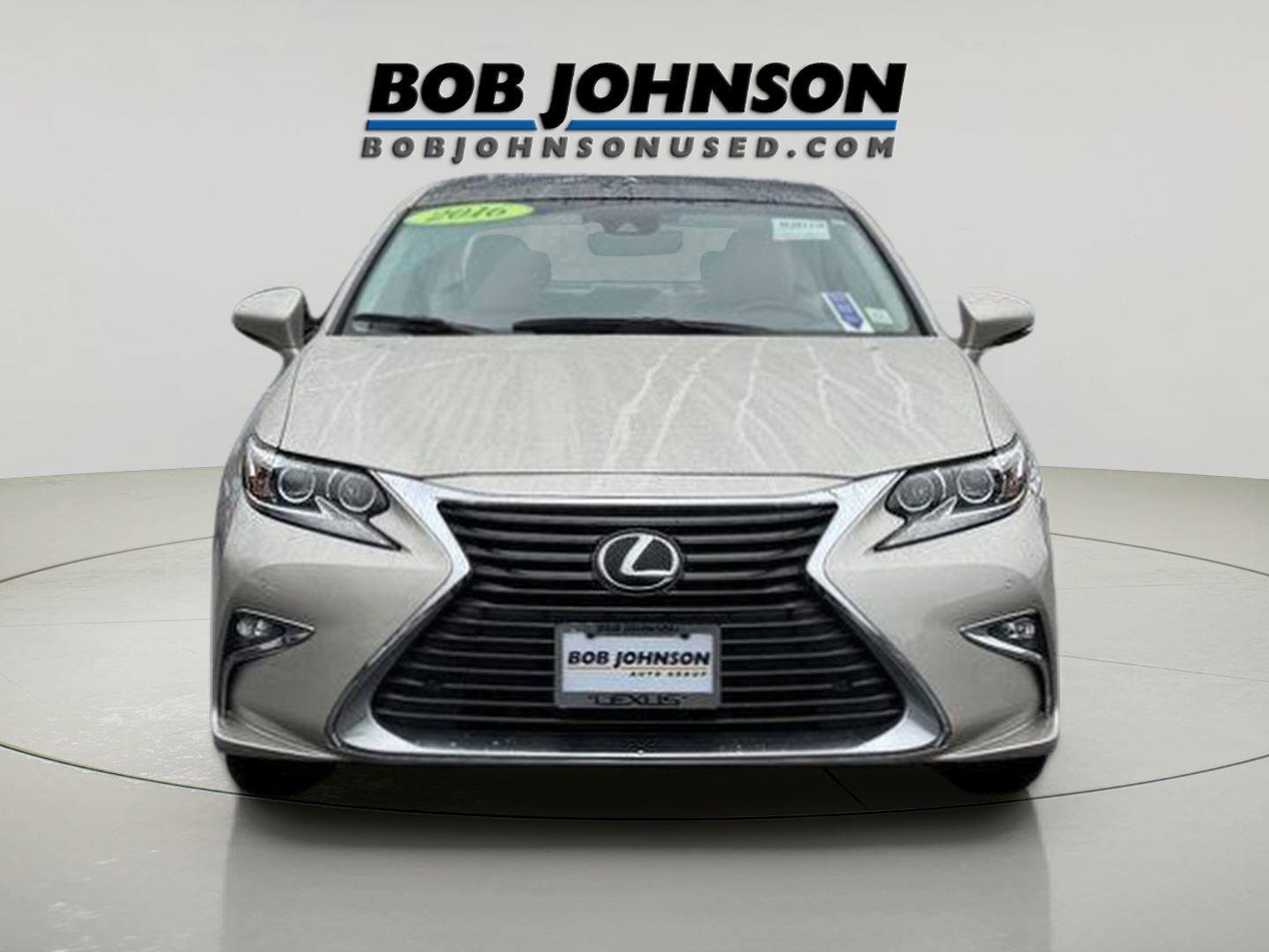 Used 2016 Lexus ES 350 w/ Luxury Package w/Wood Trim FWD image 6