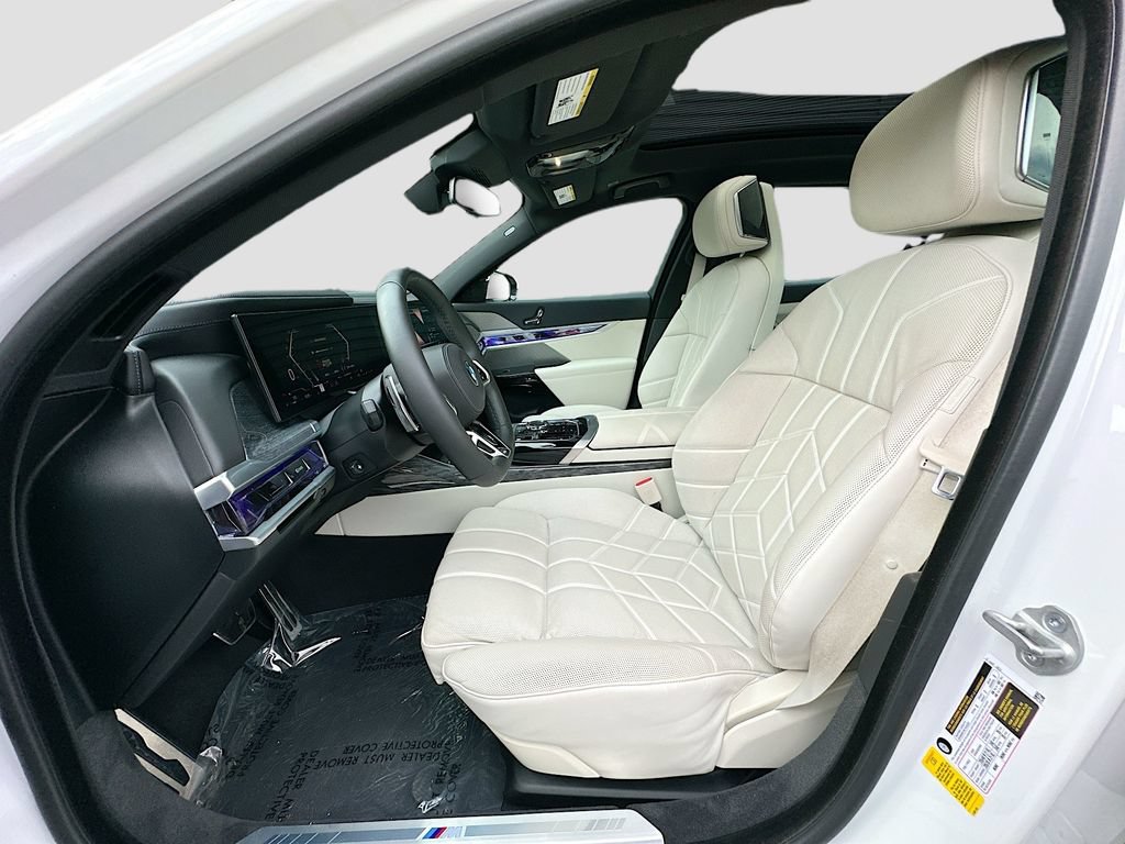 Used 2023 BMW 740i RWD image 5
