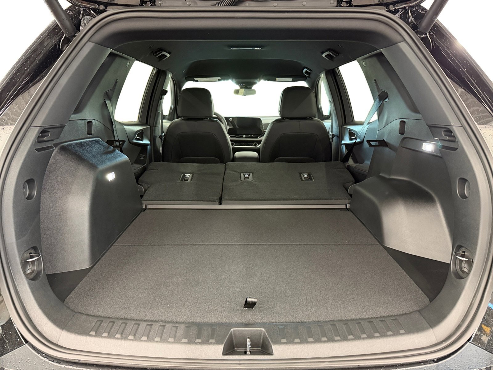 New 2026 Chevrolet Equinox RS w/ Convenience Package III AWD/4WD image 26