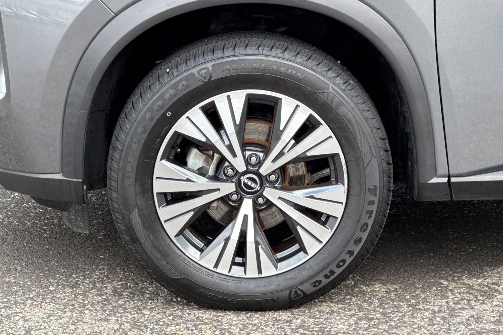 Used 2023 Nissan Rogue SV AWD/4WD image 29