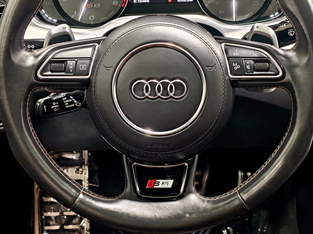 Used 2015 Audi S8 AWD/4WD image 6