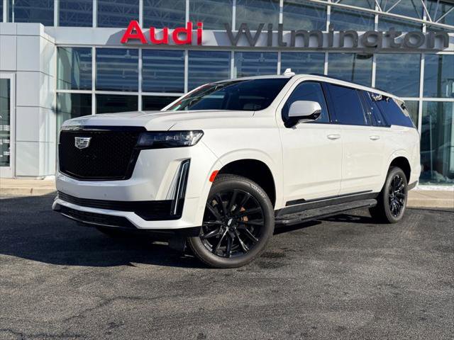 Used 2024 Cadillac Escalade ESV Sport Platinum w/ LPO, ONYX Package AWD/4WD image 4