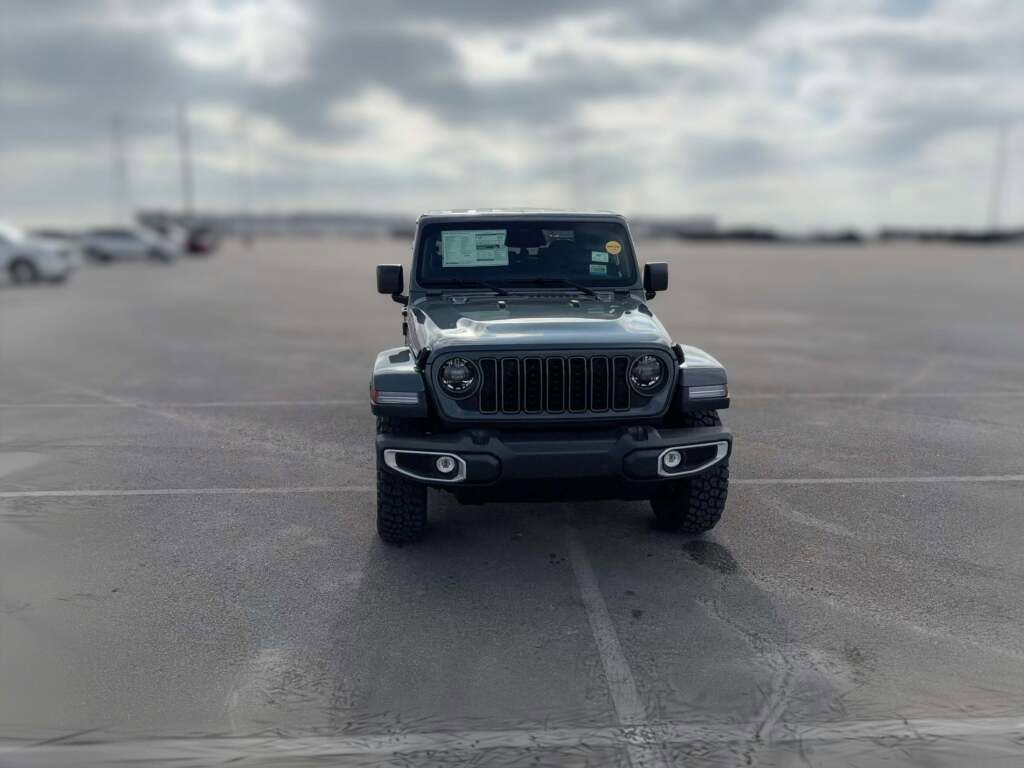 New 2026 Jeep Gladiator Sport image 2