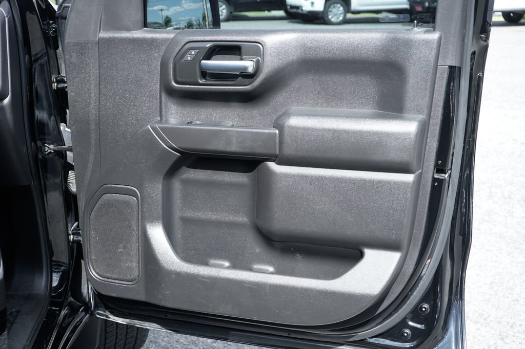 Used 2021 Chevrolet Silverado 1500 Custom w/ LPO, Blackout Package RWD image 35