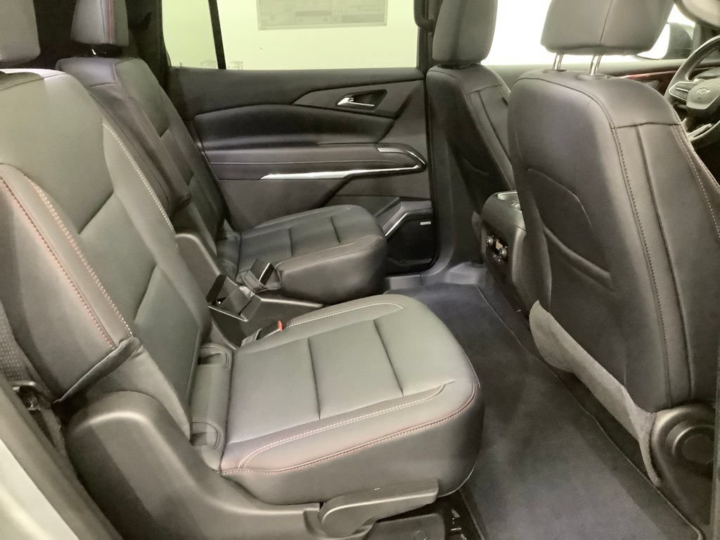 New 2026 Chevrolet Traverse Z71 w/ Enhanced Driving Package AWD/4WD image 33
