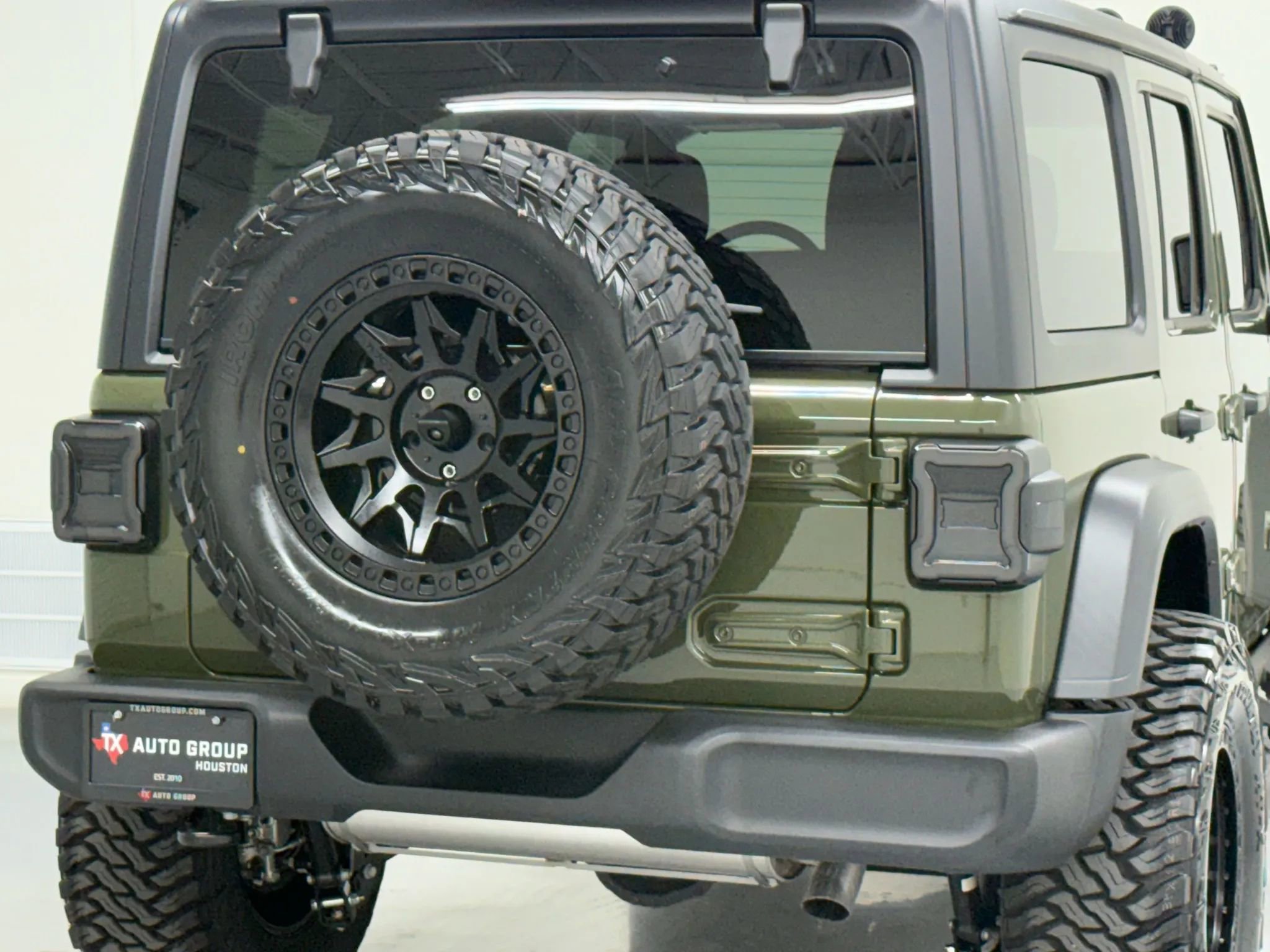 Used 2024 Jeep Wrangler Unlimited Sport image 13