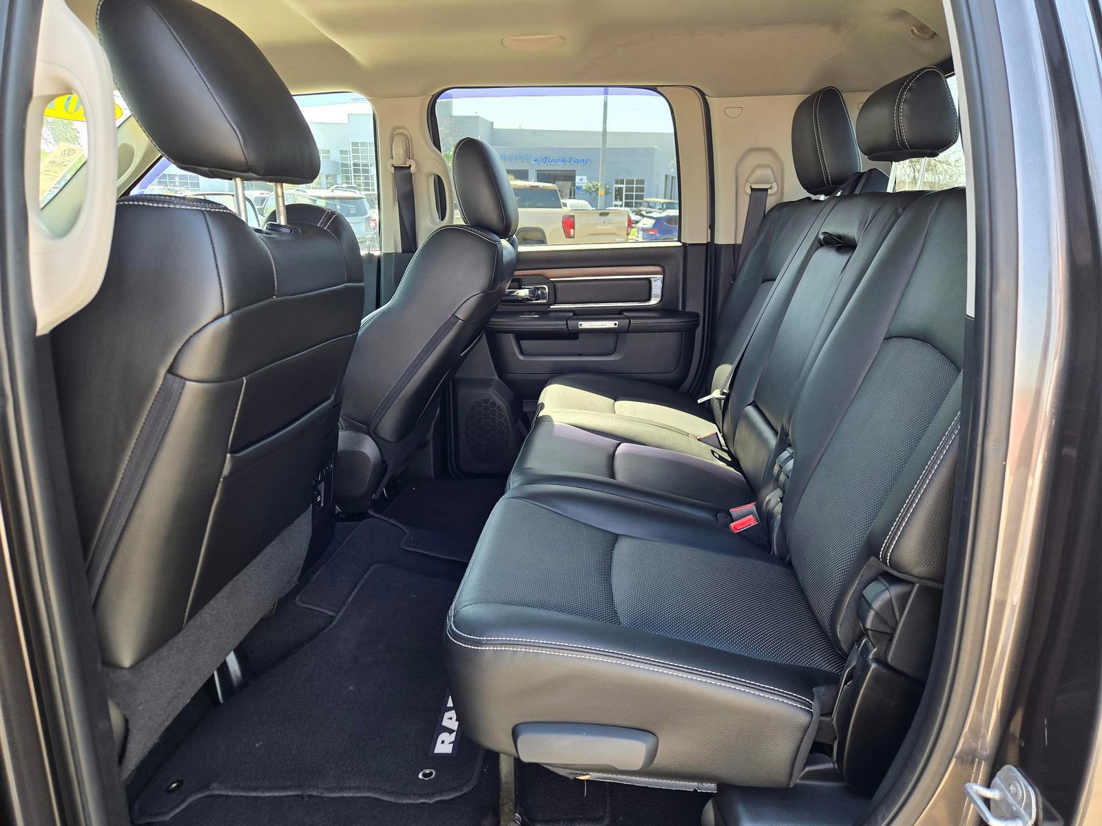 Used 2014 RAM 2500 Laramie w/ Convenience Group image 7