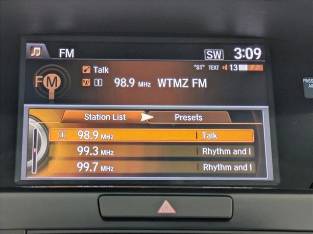 Used 2017 Acura MDX FWD image 13