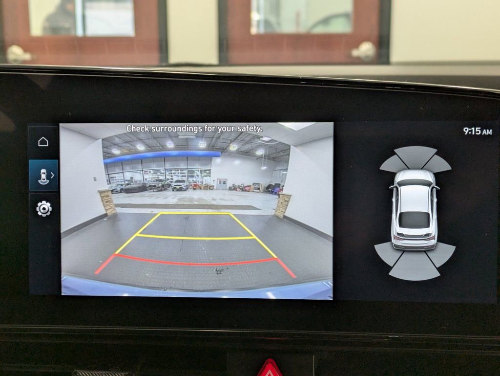 Used 2025 Hyundai Elantra N Base image 12