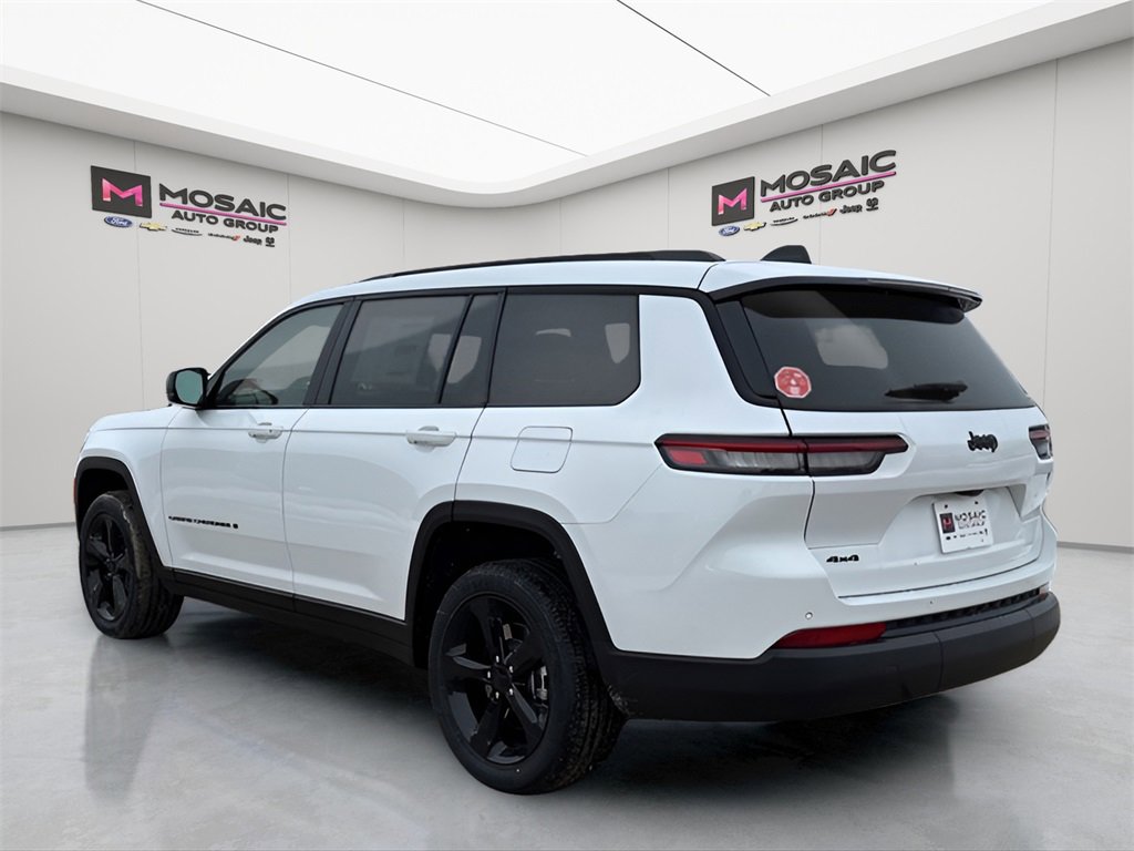 New 2025 Jeep Grand Cherokee L Altitude image 5