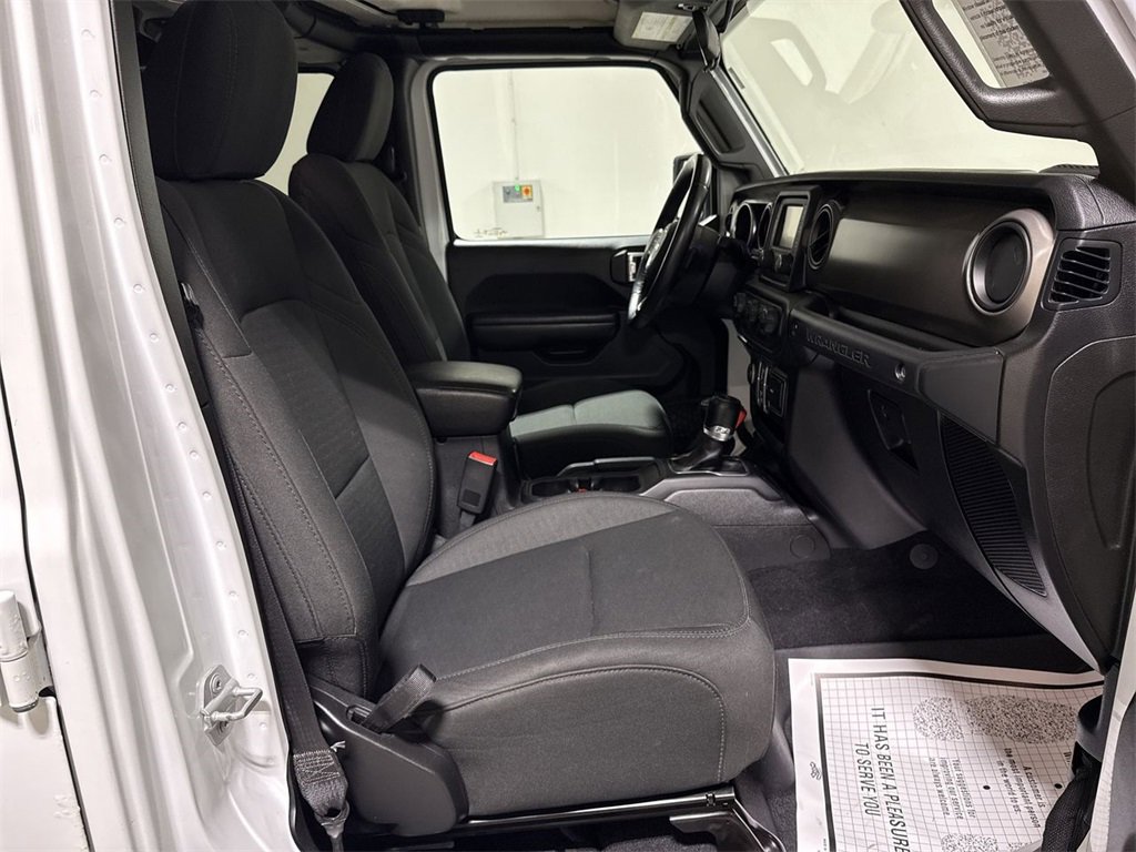 Used 2018 Jeep Wrangler Unlimited Sport S image 21