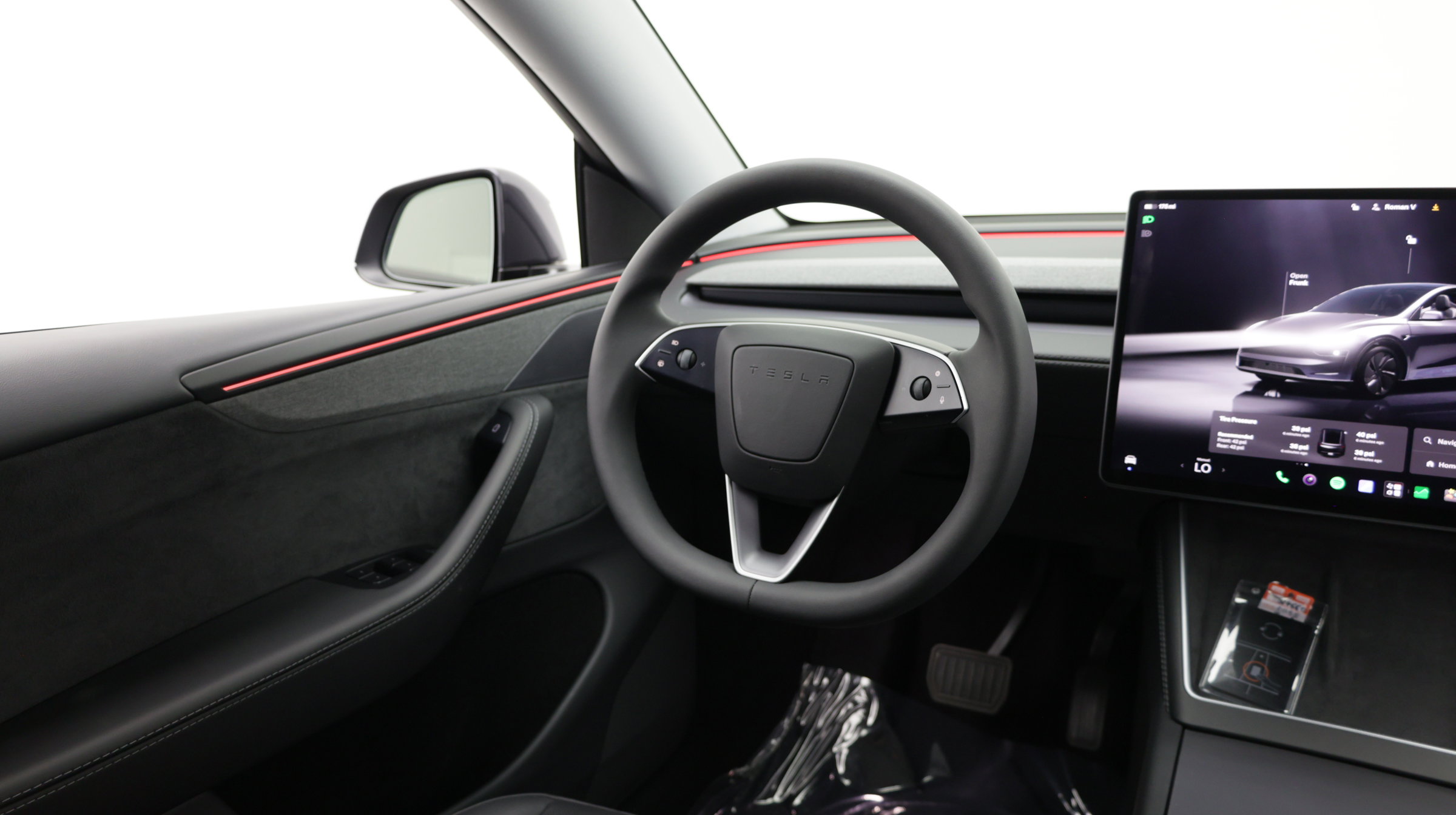 Used 2026 Tesla Model Y AWD image 31